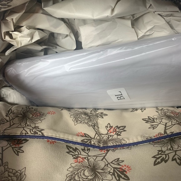 Stylish Backpack - Picture 3 of 4